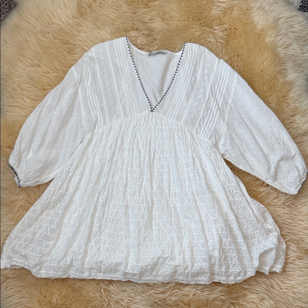 Zara White Eyelet Mini Dress with Subtle Black Trim